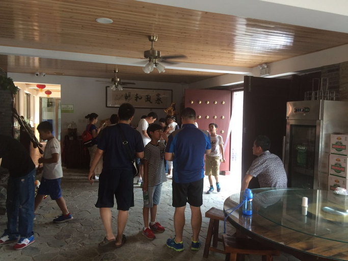 Others 2, Lianchi Inn, Beijing