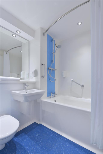 Bathroom 4, Travelodge Bradford Central, Bradford