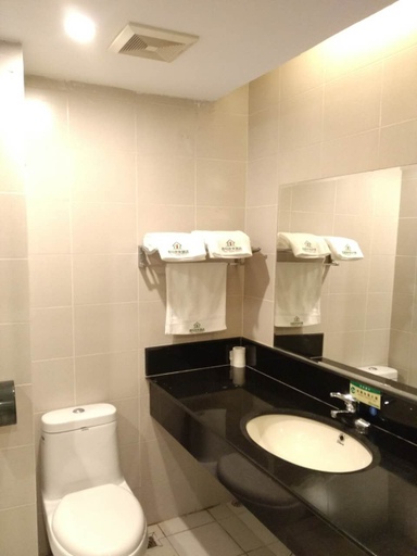 Bathroom, NO.1 Youke Hotel(Dongguan Shebei store), Dongguan