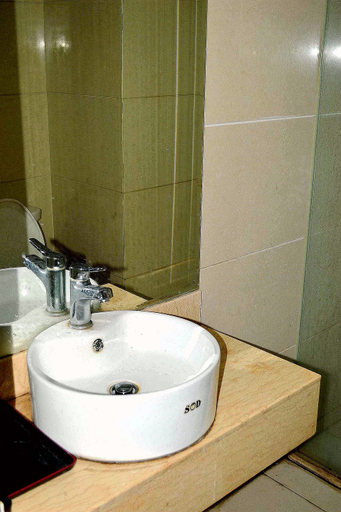 Bathroom 2, Kuaile Holiday Hotel, Lianyungang