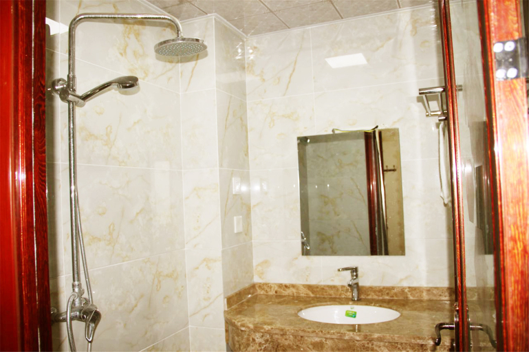 Bathroom 2, Huayu Hostel (Xian North Railway Station), Xi'an