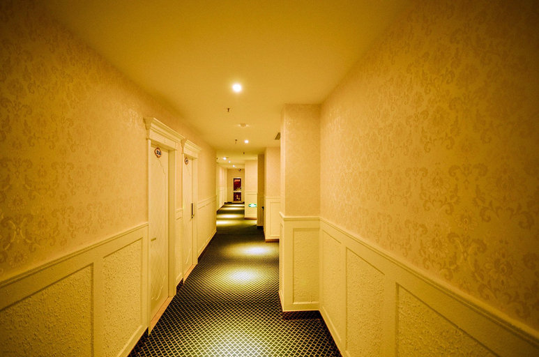 Others 3, 시닝 웨이위에 호텔 (하이후 신구)(Xining Weiyue Hotel (Haihu New Area)), Xining