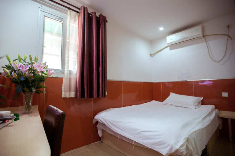 Bedroom 2, Jilai Hotel, Shanghai