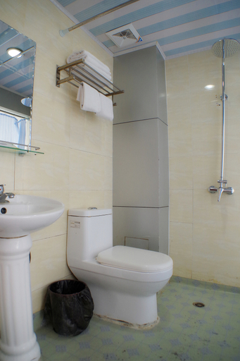 Bathroom, Xinyijia Hotel, Lanzhou
