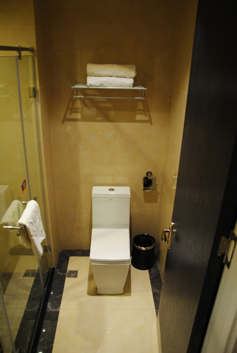 Bathroom 3, Taihang Mingzhu Hotel, Changzhi