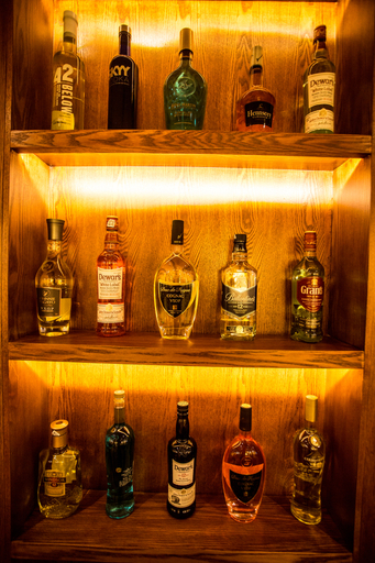 Food & Drinks 5, Wells International Hotel (Guiyang Greenland Metropolis), Guiyang