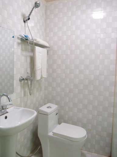 Bathroom 2, Menglou Hotel, Dalian