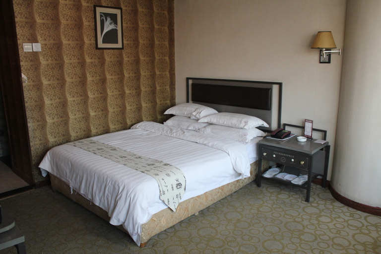 Bedroom 2, Baoji Hotel (Railway Station Branch), Baoji