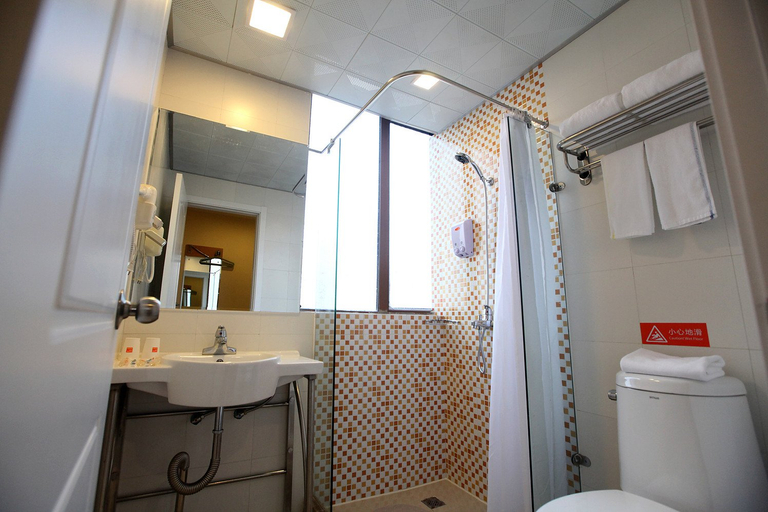 Bathroom 2, Pebble Motel (Nanchang Longhu Paradise Walk), Nanchang