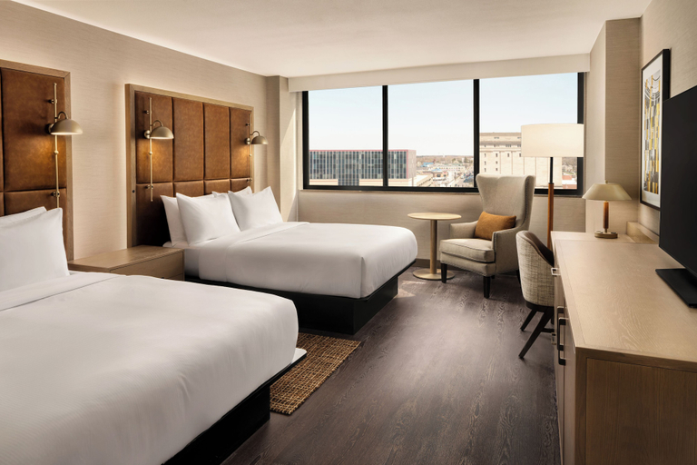 Bedroom 3, Hilton Fort Wayne at the Grand Wayne Convention Center, Allen