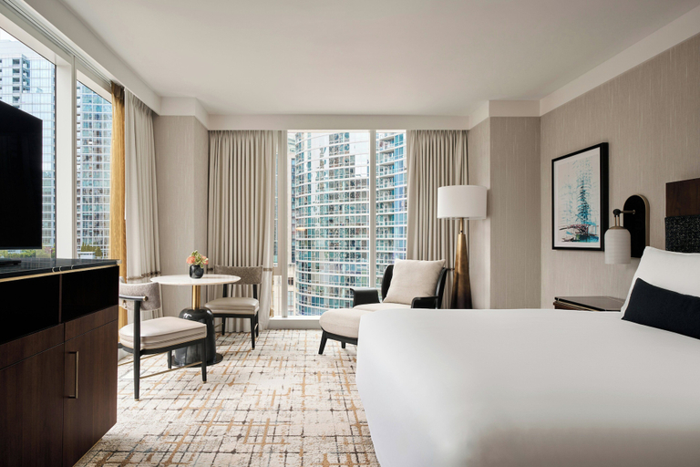 Bedroom 3, Loews Chicago Hotel, Cook