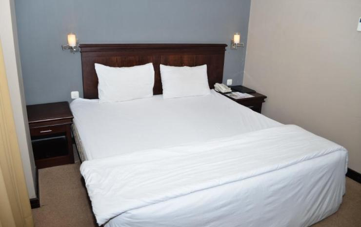 Bedroom, Gold Inn Hotel, East Kotawaringin