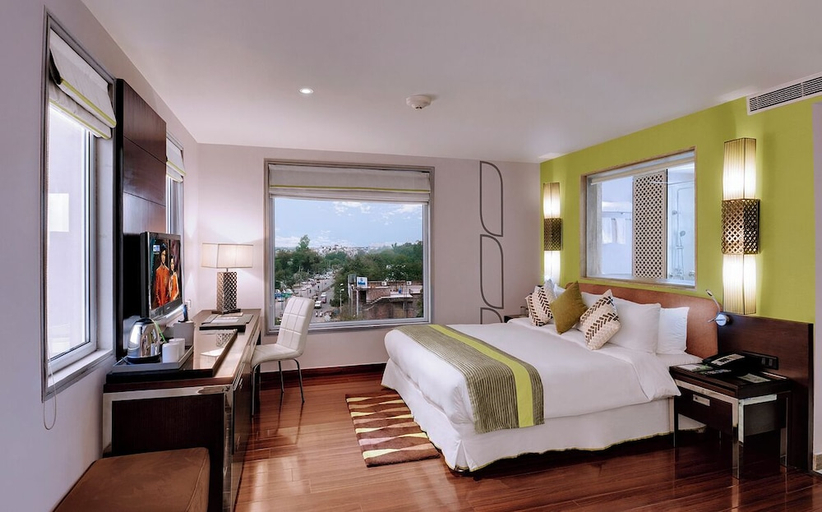 Bedroom 2, Quality Inn Gurgaon, Gurgaon