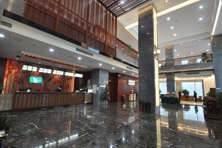 Others 2, Crown Hotel, Zhenjiang