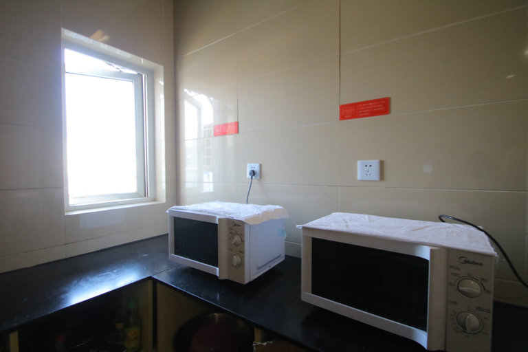 Bathroom 2, Rest Motel, Shanghai