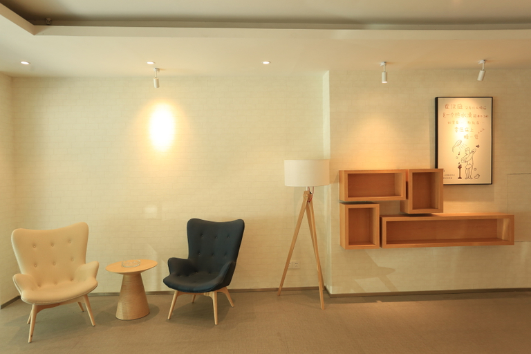Others 5, Hanting Hotel (Baoding Railway Station East Square), Baoding