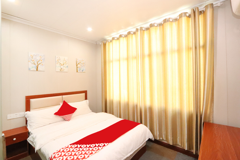 Bedroom 2, Junxiang Express Hotel, Guiyang