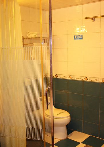 Bathroom 2, ホテル(), Nanning