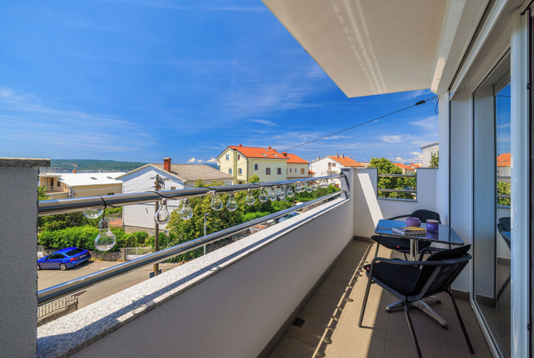 Balcony 2, Apartment Evelin, Crikvenica