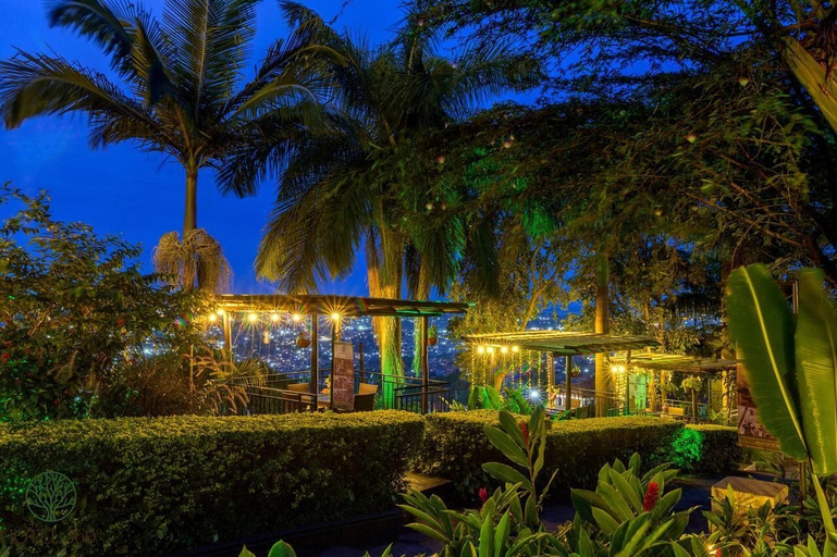 Property grounds 5, HOTEL360, Jinja