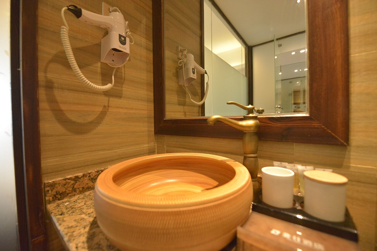 Bathroom, Zhaozhuang Hotel, Hainan