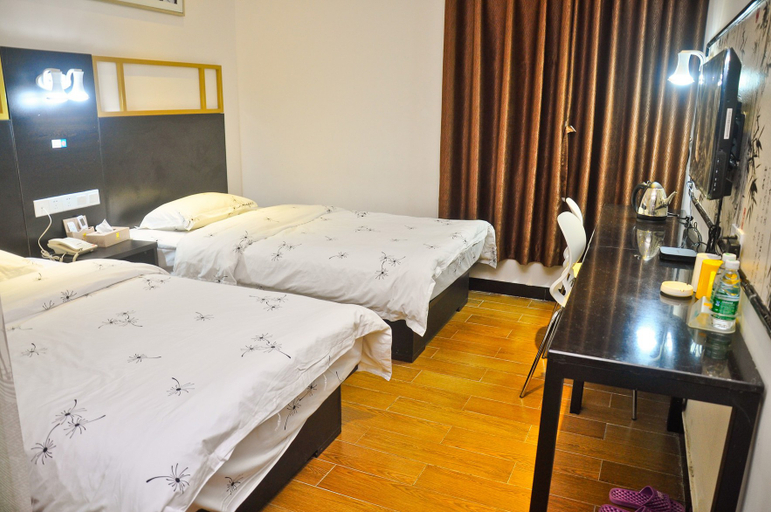 Bedroom 2, Xinzaixian Hotel, Guangzhou