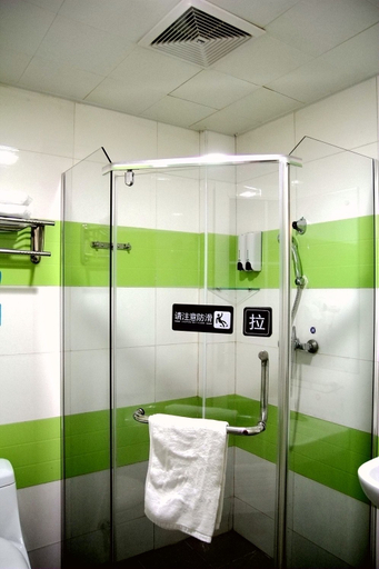Bathroom, Kyriad Marvelous Hotel (Yanbu International Tea City), Foshan