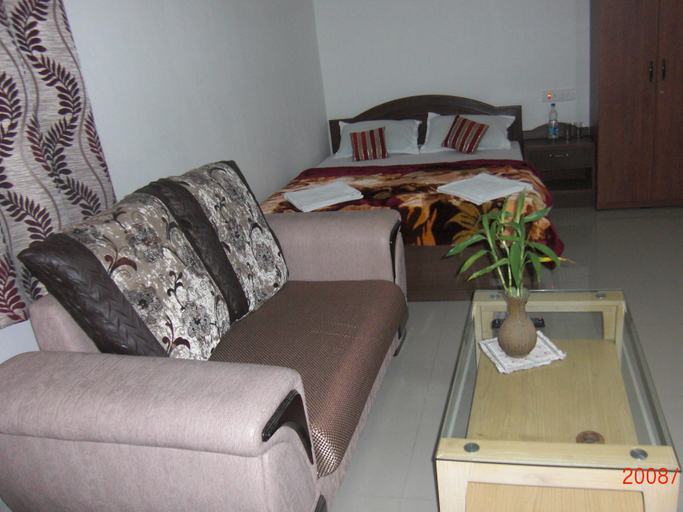 Others 4, Hotel Sakura House, Gaya