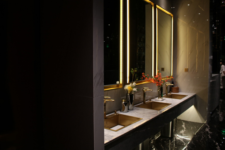 Bathroom 3, Shangbang Daisi Boutique Hotel, Zibo