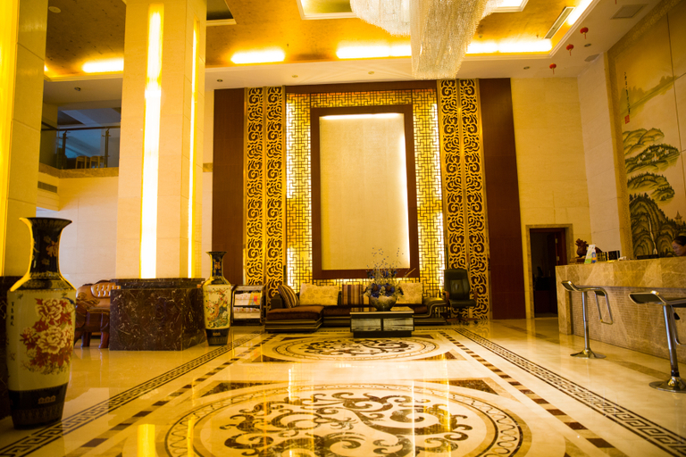 Others 3, 松滋豪泰浜江ホテル(新江口大橋市標)(Riverside Hotel), Jingzhou