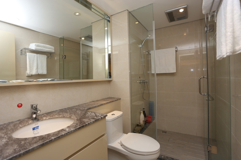 Bathroom, Changle Holiday Hotel(Chengdu New Exhibition Center), Chengdu