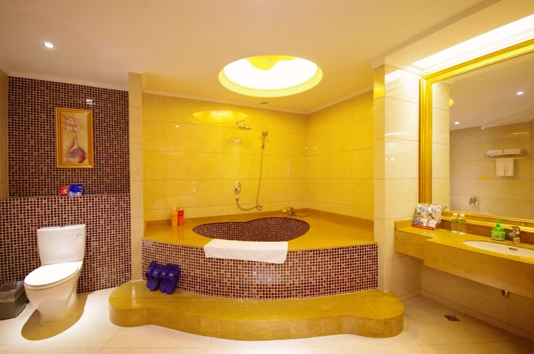 Bathroom 2, yilonganyun Hotel, Yibin