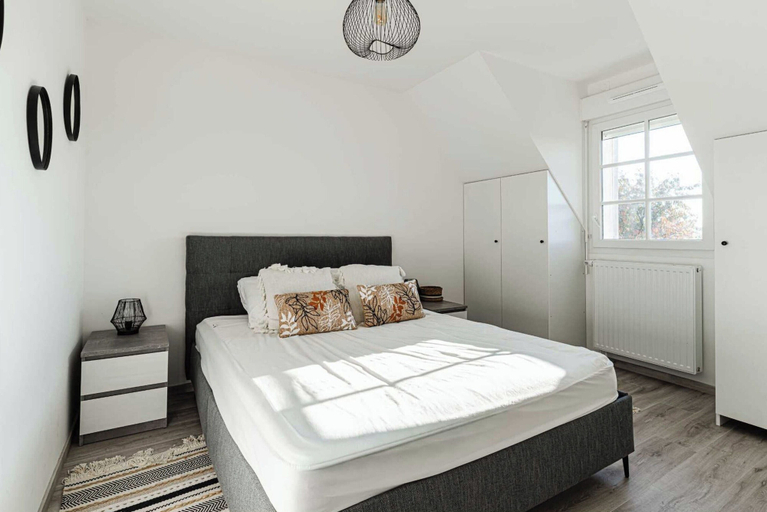 Room 4, Pretty House With Garden 4br/8p - Saint-arnoult, Calvados