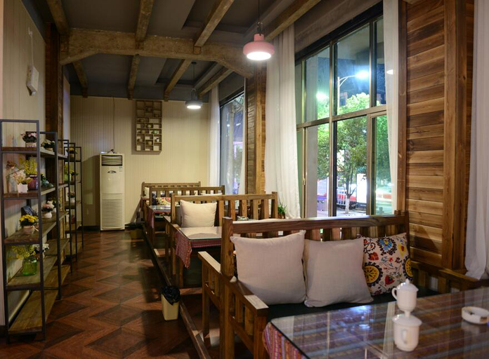 Food & Drinks 2, Sajin Hotel, Qiannan Buyei and Miao
