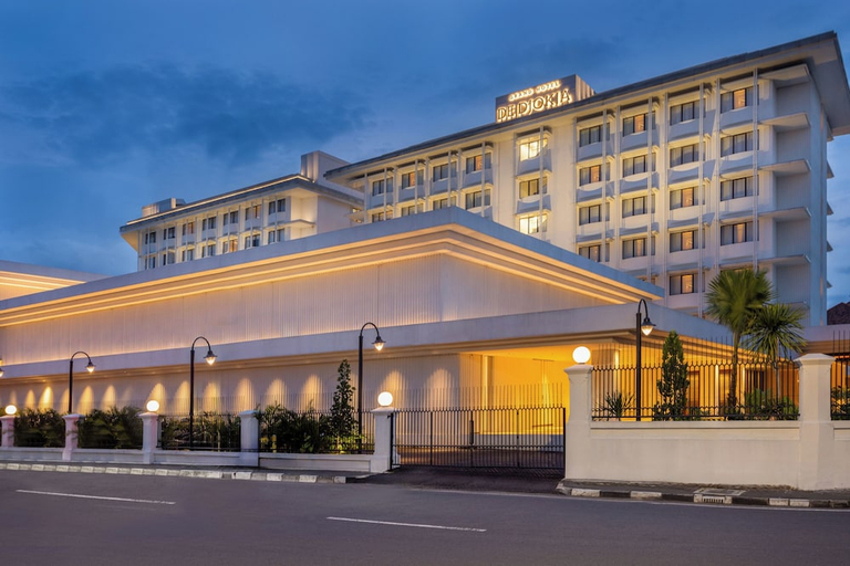 Exterior & Views 1, Grand Hotel De Djokja, Yogyakarta