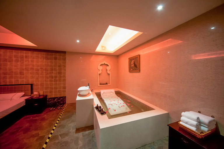 Bathroom, Yixing Grand Hotel, Wuxi