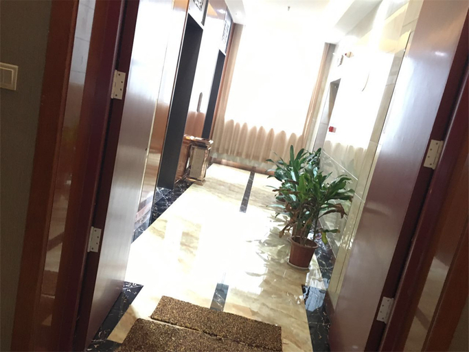Others 5, Hongshan Hotel, Xianyang