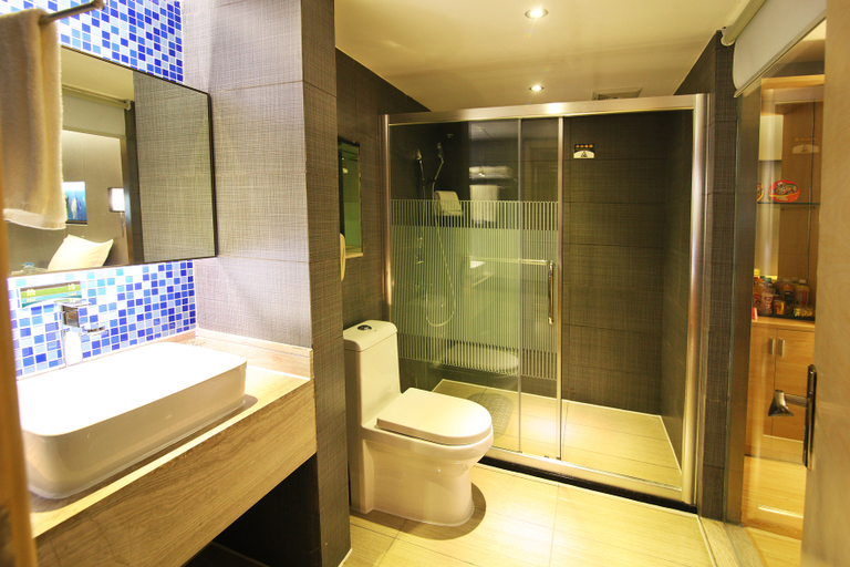 Bathroom 4, Bama Impression Four Seasons Hotel, Hechi