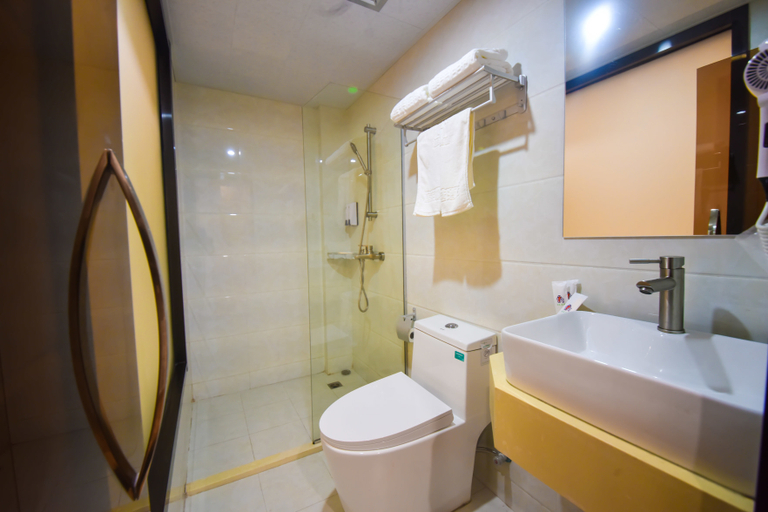 Bathroom 3, tulaijiudian, Shanghai