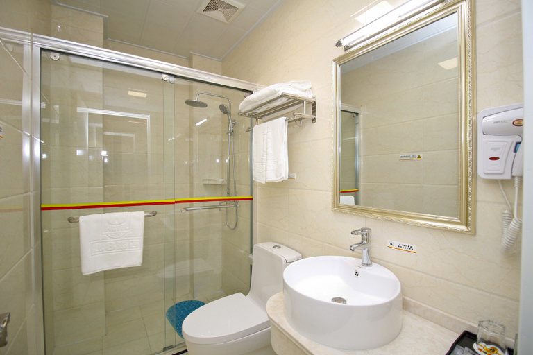 Bathroom, Super 8 Hotel (Hefei Mingchuan Road), Hefei
