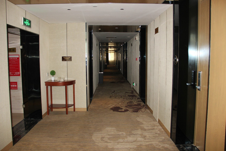 Others 3, C. H. Jingming Hotel, Changsha
