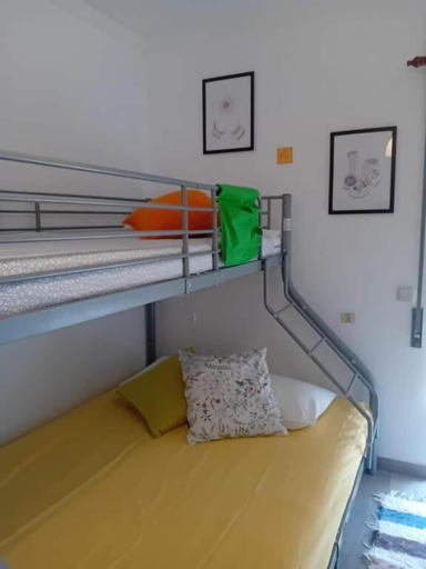 Room 4, Paz & Amor Guesthouse - Peace & Love, Nazaré