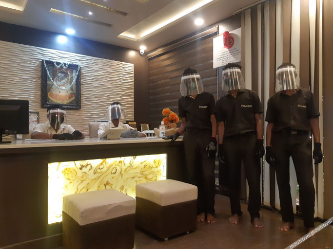 Food & Drinks 4, Srigandha Residency "Vaccinated Staff", Davanagere