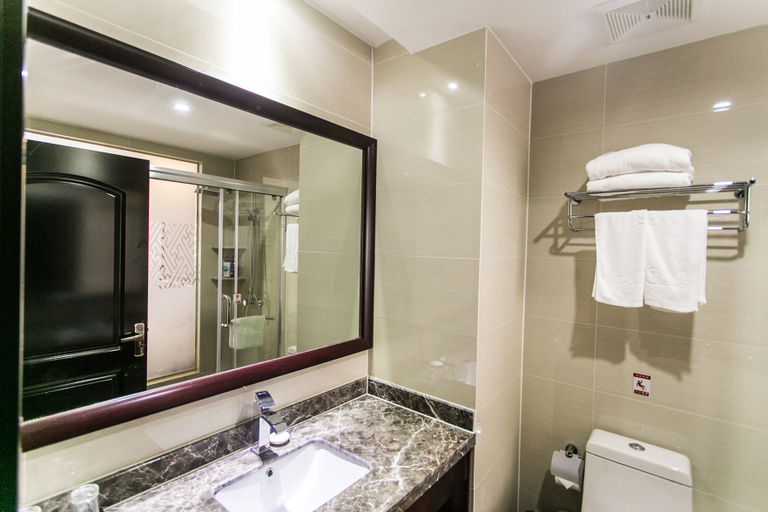 Bathroom 3, TuoMao Hotel, Suzhou