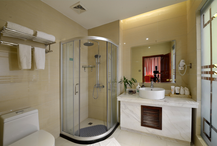 Bathroom, Shenyazi Hotel, Dehong Dai and Jingpo
