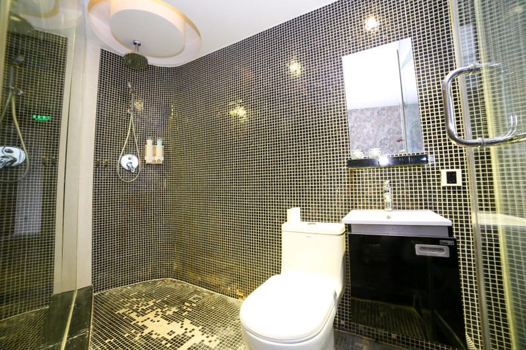 Bathroom 2, Che Cheng Xin Huang Jin Ping Hotel, Xiangfan
