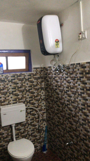 Bathroom 4, Vamoose Lovism, West Sikkim