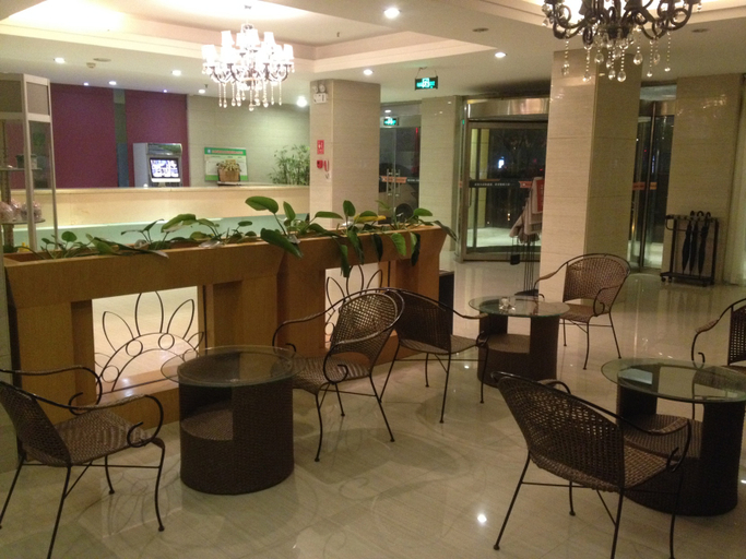 Food & Drinks, Light Living City Preferred Hotel (RT-Mart), Jiyuan shi