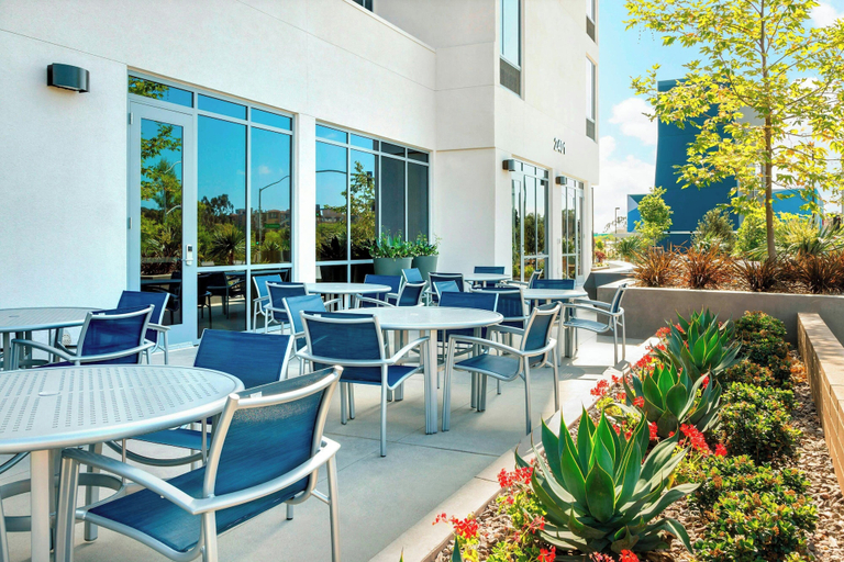 Food & Drinks 5, Springhill Suites San Diego Mission Valley, San Diego