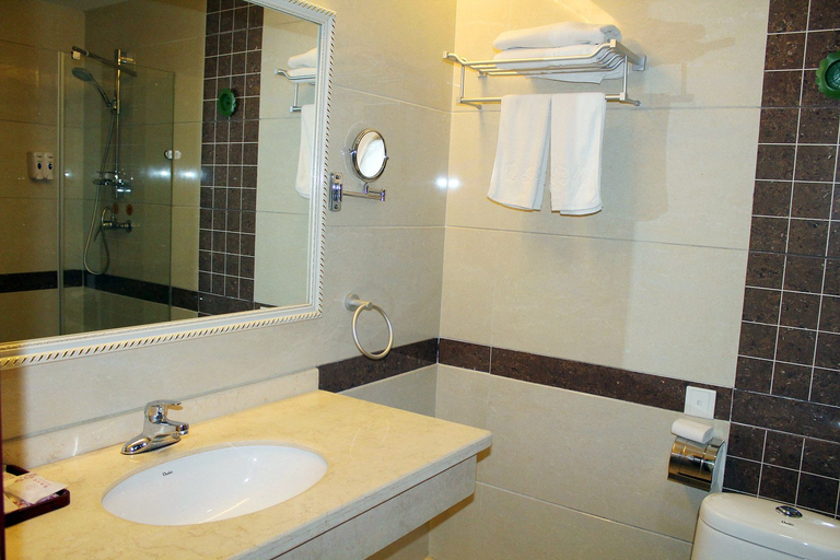 Bathroom 4, De'an Hotel (Vientiane Plaza), Jiujiang